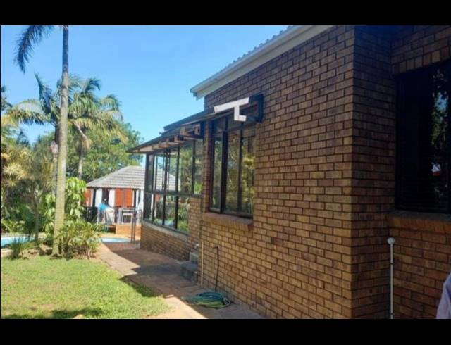 6 BEDROOM HOUSE FOR SALE IN MEER EN SEE